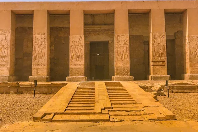 Abydos & Dendera Privat-Tour ab Hurghada