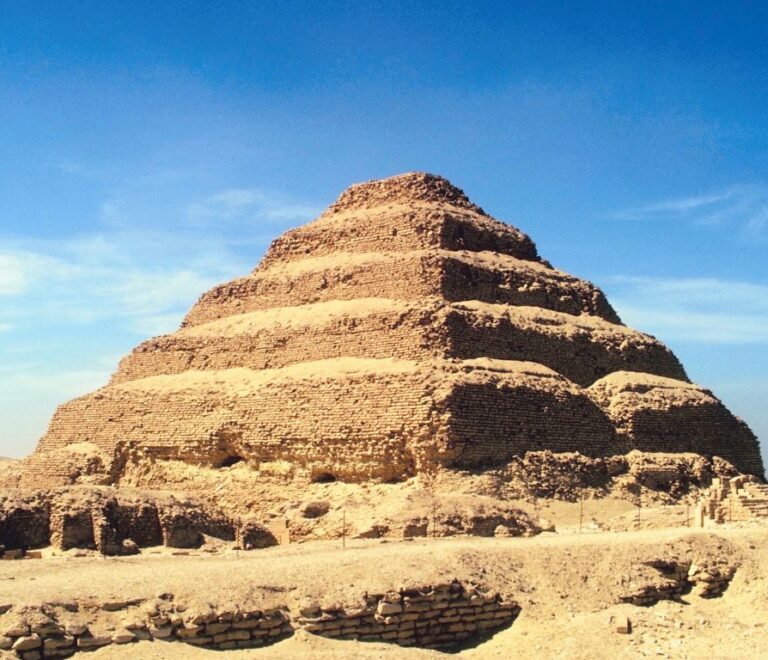sakkara dahschur ausflug: Stufenpyramide in Sakkara und Knickpyramide in Dahschur