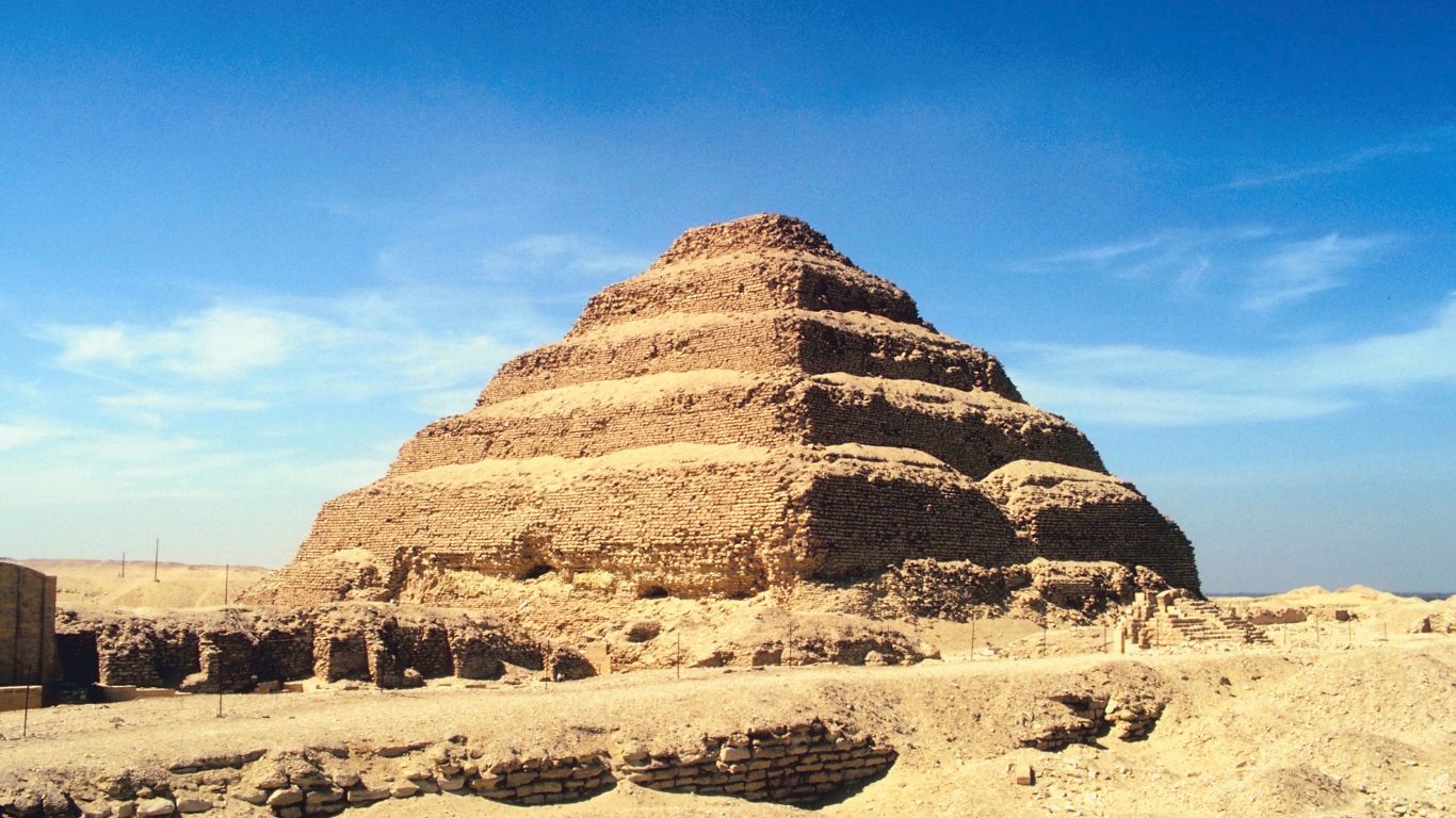 sakkara dahschur ausflug: Stufenpyramide in Sakkara und Knickpyramide in Dahschur