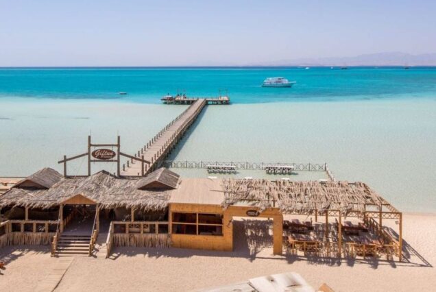 Orange Bay Ausflug Hurghada mit türkisblauem Wasser und Inselstimmung