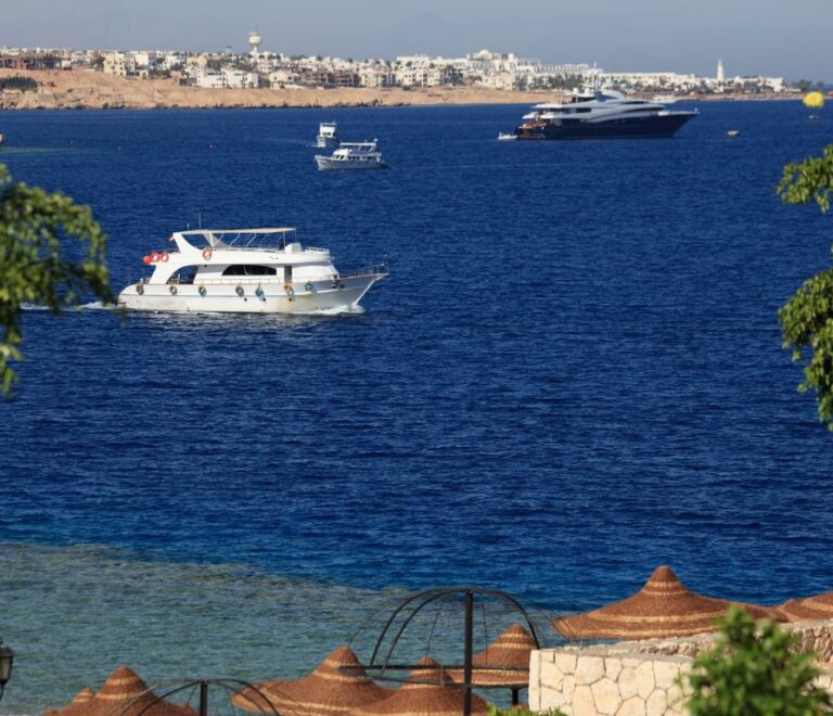 Hurghada Stadtrundfahrt privat mit Marina, Altstadt und Basar