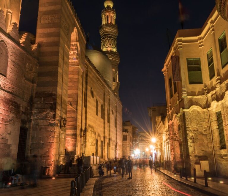 Kairo Tagesausflug ab Hurghada mit Pyramiden, Museum und Kulturhighlight in Ägypten